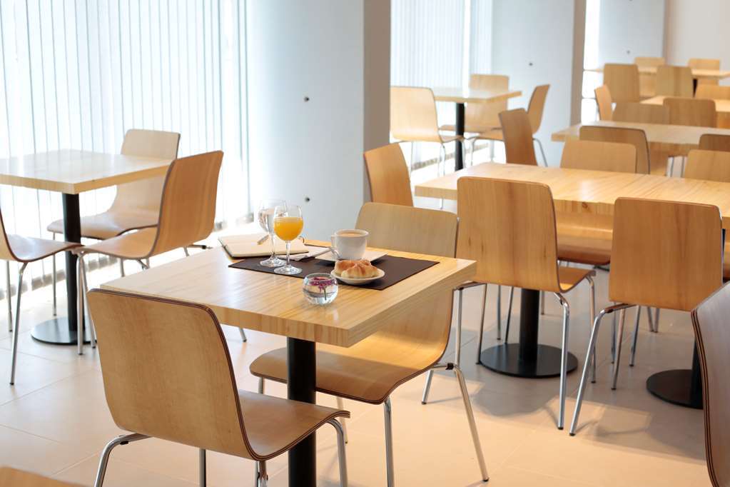 Unit Santa Rosa Hotel Ресторант снимка